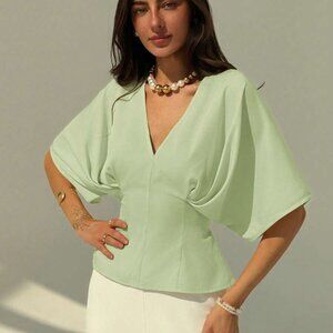 NWT 🎀 Shein Elegant Solid Color Short Sleeve Blouse 🎀